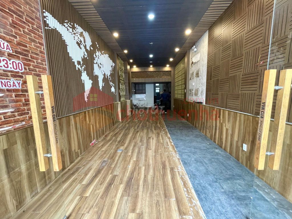 Cho thuê nhà mặt tiền Sư Vạn Hạnh , Quận 5, DT: 4x25m