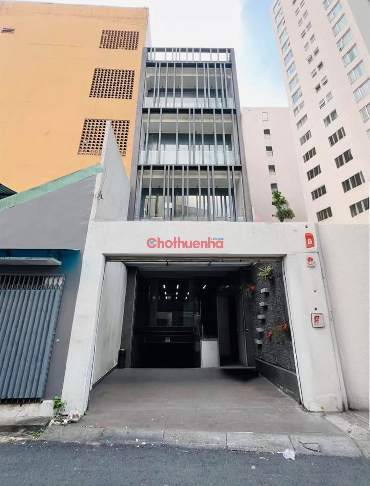 Cho thuê nhà mặt tiền Nguyễn Văn Nguyễn quận 1