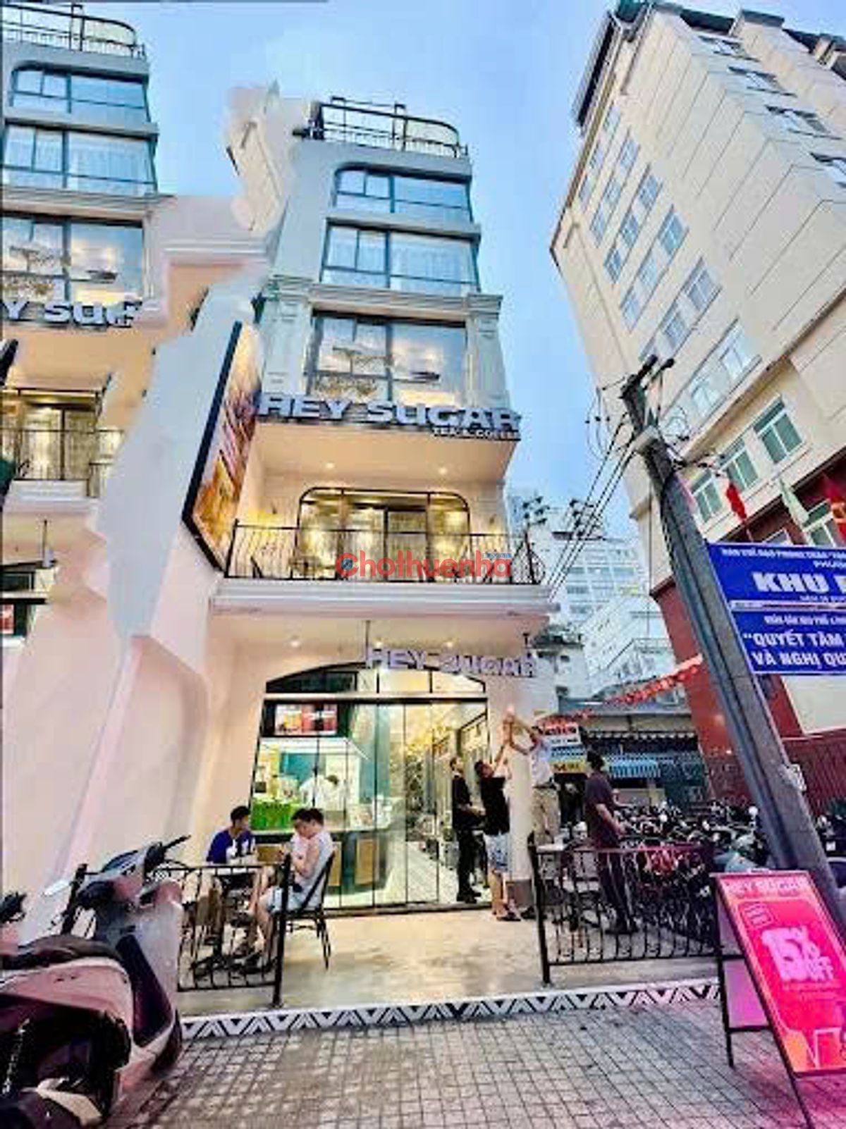 CHO THUÊ NHÀ GÓC 2 MẶT TIỀN NGAY TRUNG TÂM QUẬN 3 - ĐOẠN GIAO TRẦN CAO VÂN ngay Hồ Con Rùa - 6 TẦNG CÓ THANG MÁY