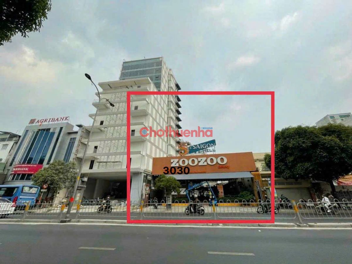 Cho thuê nhà mặt tiền đường Phan Đăng Lưu, Phường 2, Phú Nhuận. DT 17x55m