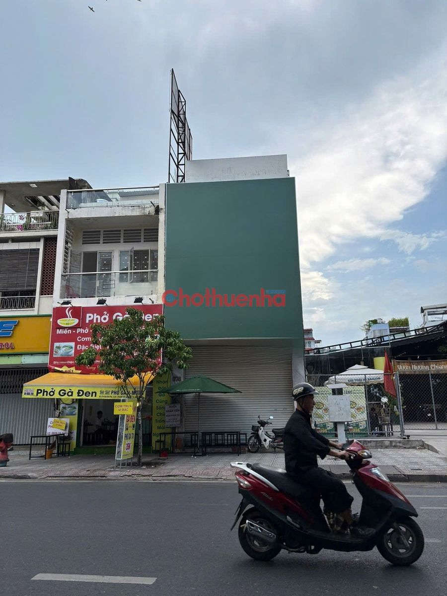 Cho thuê nhà mặt tiền Điện Biên Phủ, Quận 10 - 5 Phòng lớn rộng 60m2 - Phù hợp văn phòng công ty,....