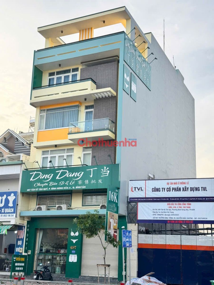 Cho thuê nhà mặt tiền đường Tân Kỳ Tân Quý. DT 8x26m, trệt, lửng, 4 lầu suốt, có thang máy 