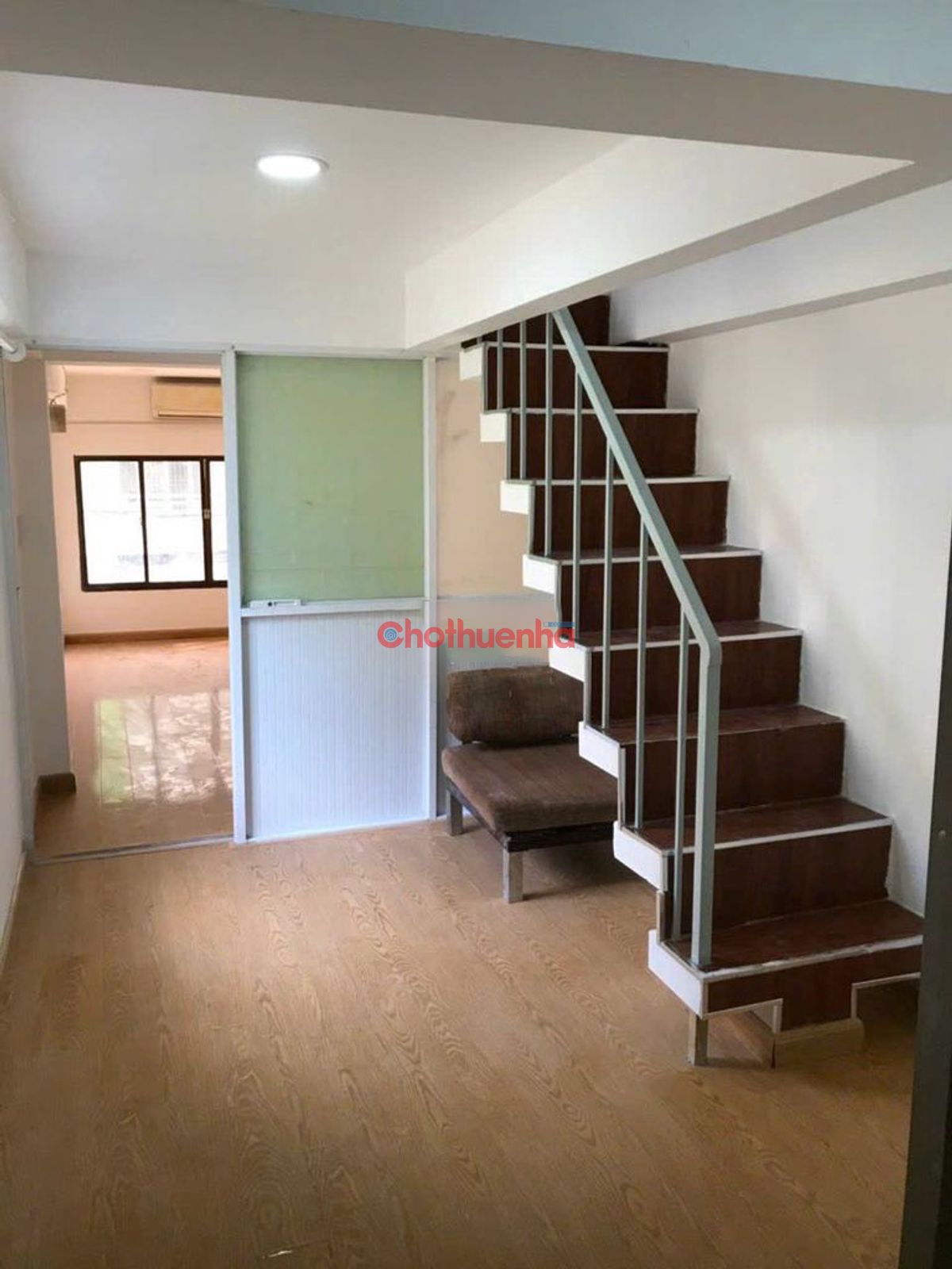 Cho Thuê Nhà HXH Võ Văn Kiệt, Phường Cô Giang, Quận 1