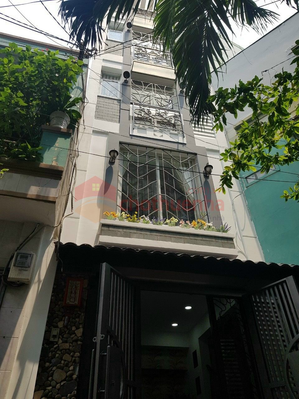 Cho thuê nguyên căn đường huỳnh văn bánh - thích hợp ở gia đình và kinh doanh onine