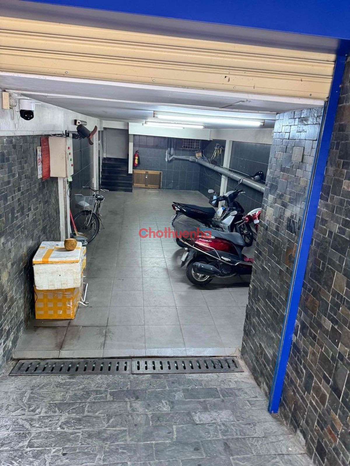 CHO THUÊ MẶT BẰNG TRỆT LẦU QUẬN 3 -  CÓ HẦM ĐỂ XE - 4X15 - LỐI RIÊNG 