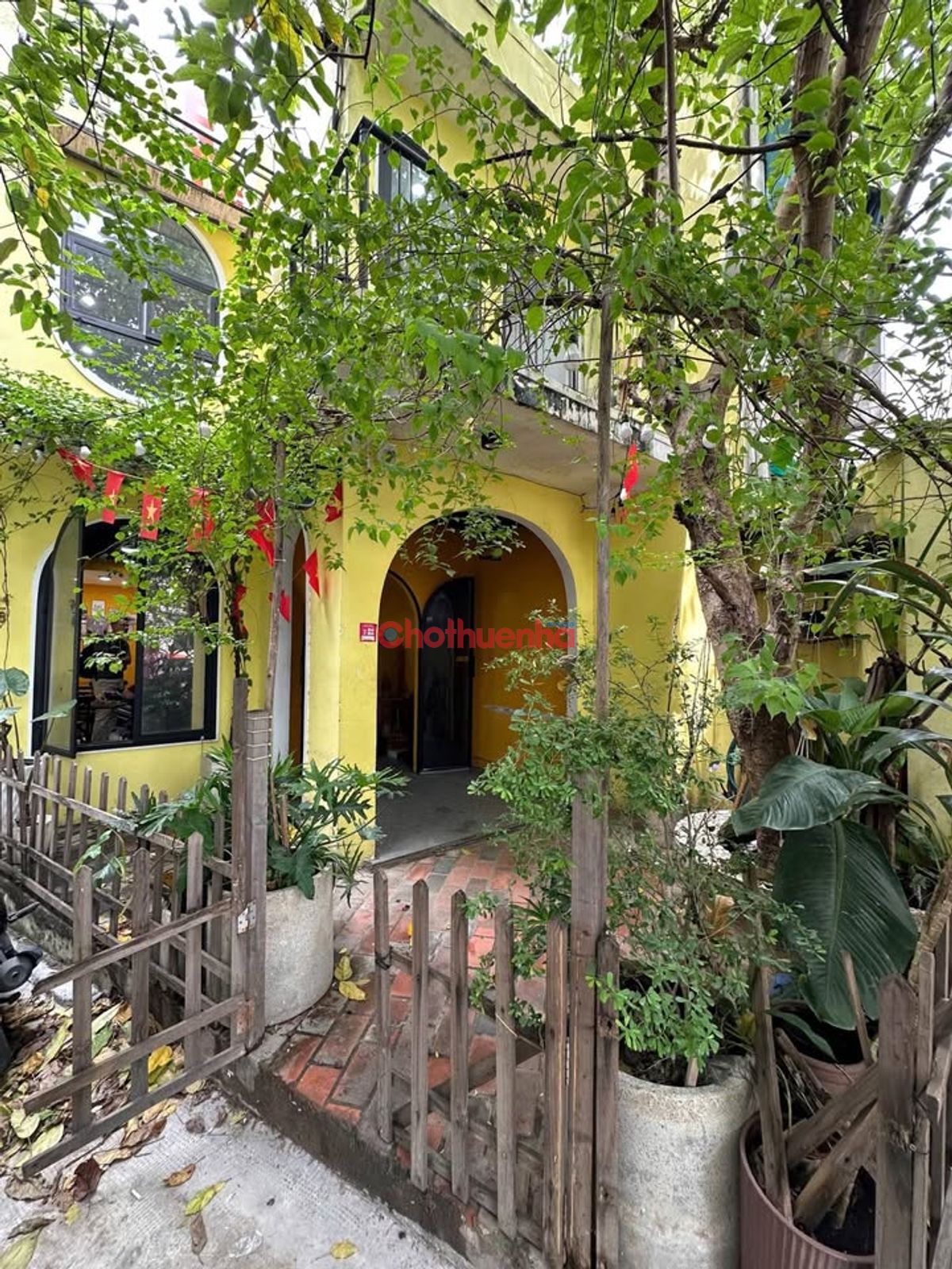 Cho thuê nhà hẻm xe hơi Lý Chính Thắng, Phường 9, Quận 3