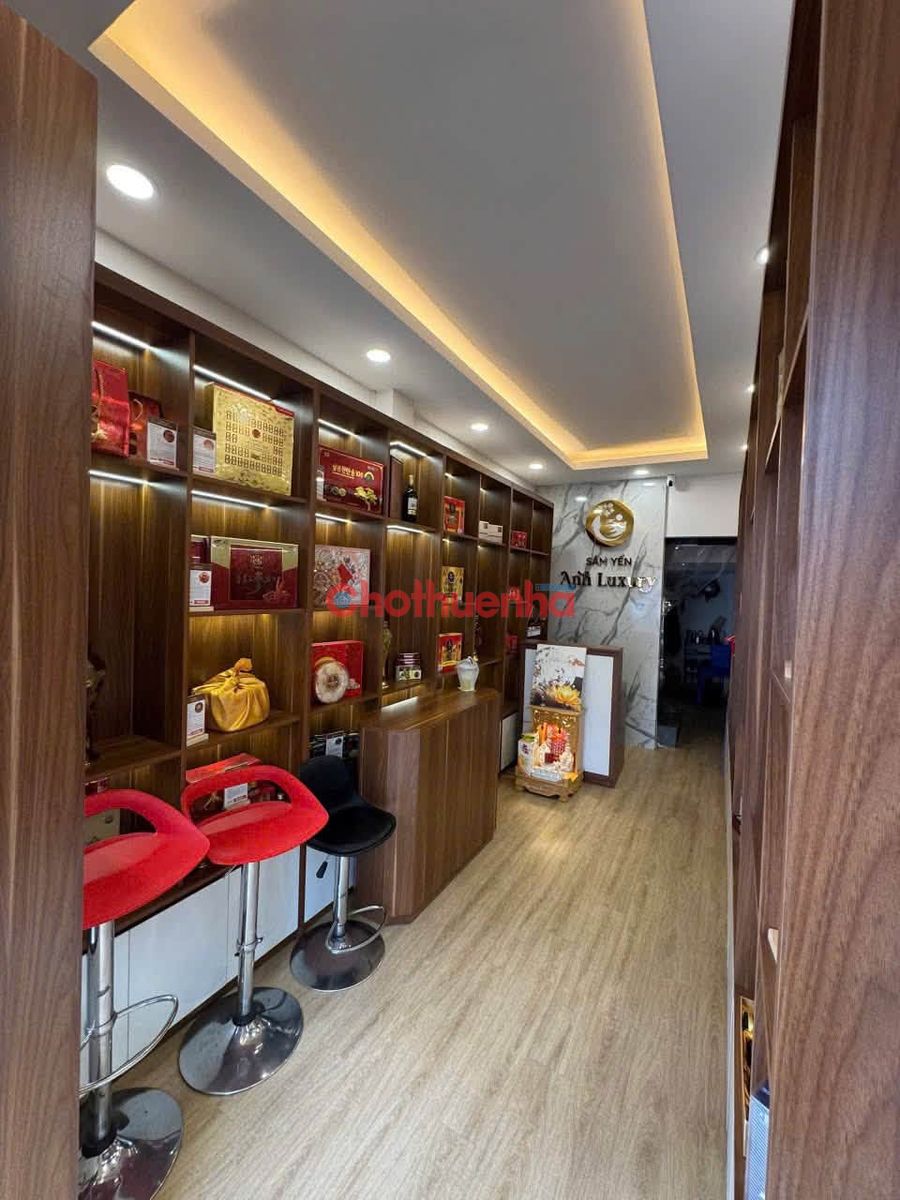 Cho thuê nhà mặt tiền đường Lý Thái Tổ, Phường 9, Quận 10