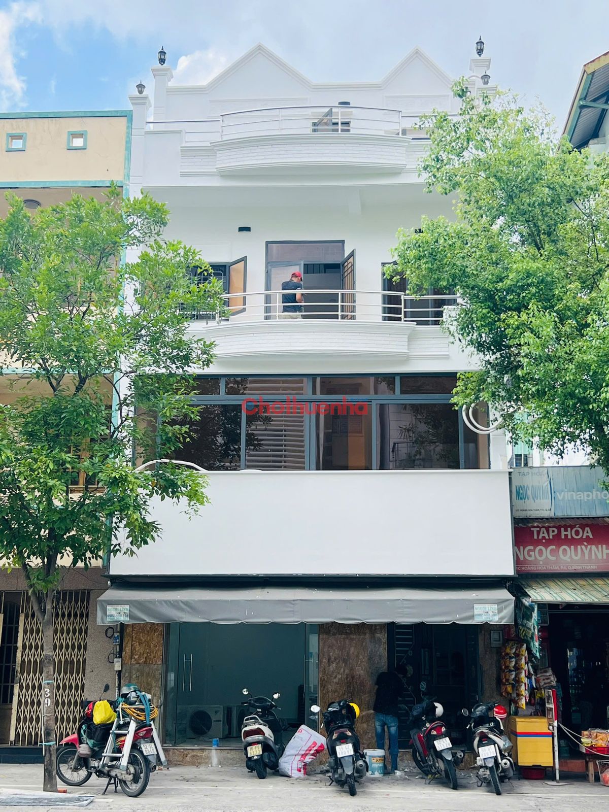 cho thuê nhà mặt tiền hoàng hoa thám - ngang 6m - dtsd 135m2 - có sân thượng