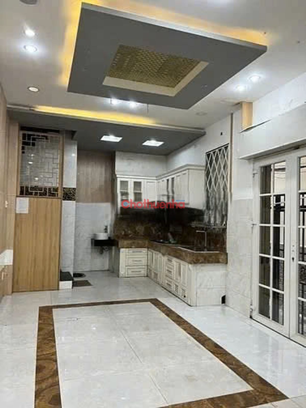 Cho Thuê Nhà Mặt Tiền Kinh Doanh Ngay Chợ Tân Bình