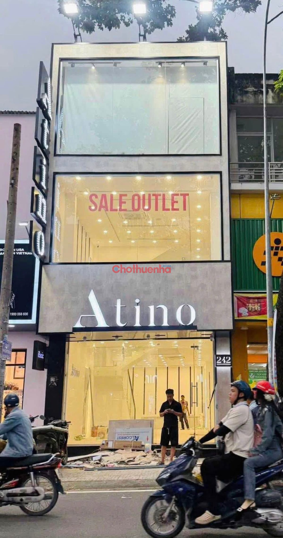 Cho thuê nhà mặt tiền 1 trệt 2 lầu, sàn suốt, dtsd 225m2 - đường Nguyễn Trãi, Quận 5
