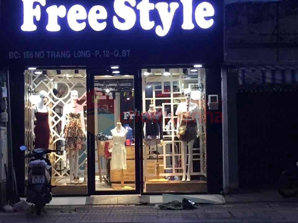 Nơ Trang Long, Phường 12, Quận Bình Thạnh.