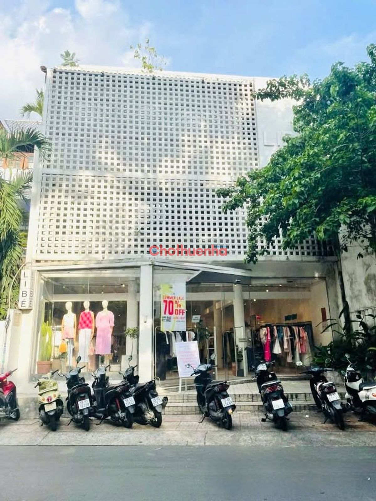 Cho thuê toà nhà Tú Xương Q1 _ 10x16m_ 1T2L