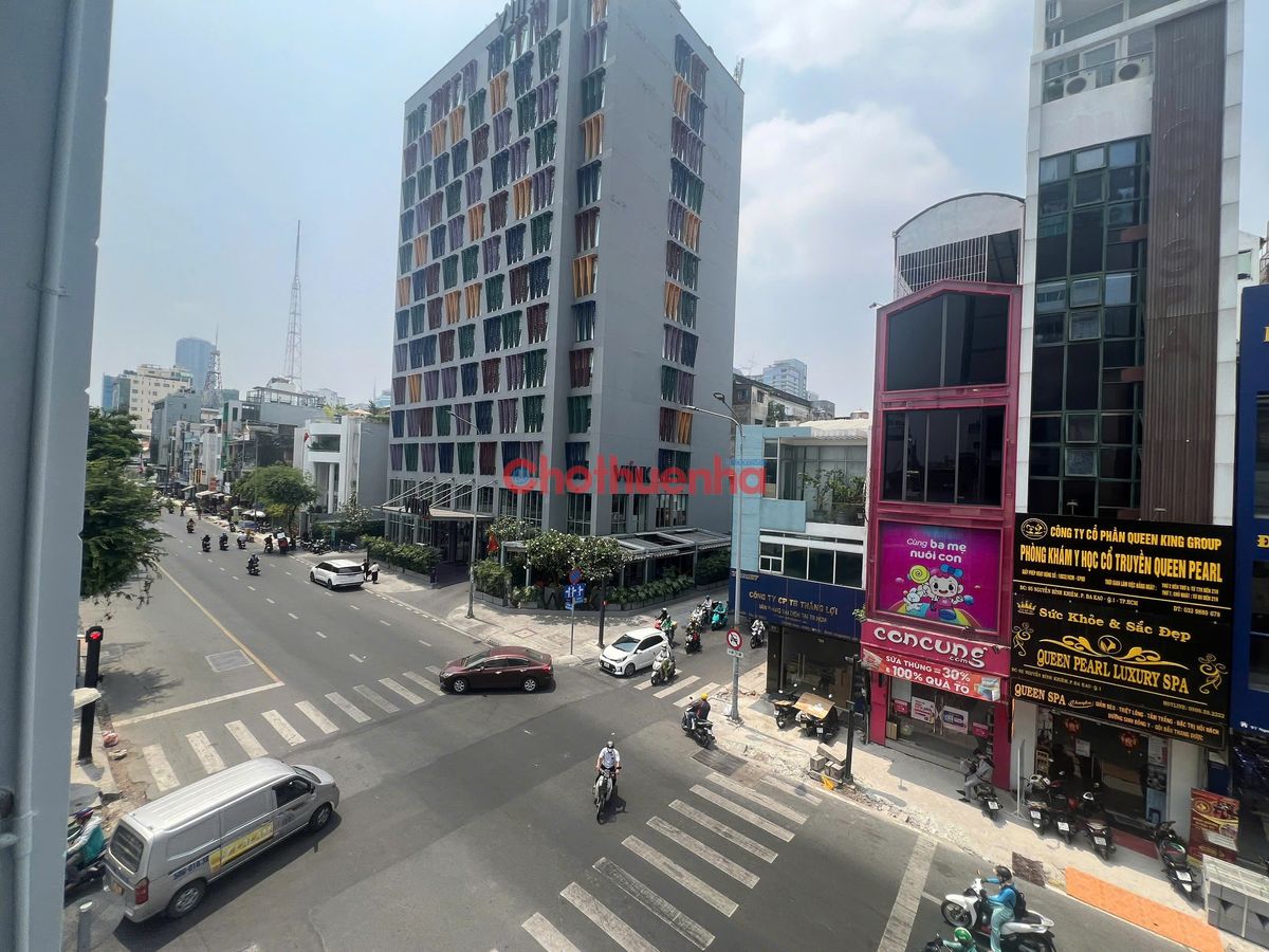 Cho thuê nhà mặt tiền Nguyễn Bỉnh Khiêm, Quận 1 - 4 x 15m - 4 Tầng - Phù hợp Lớp học, Văn phòng cty,...