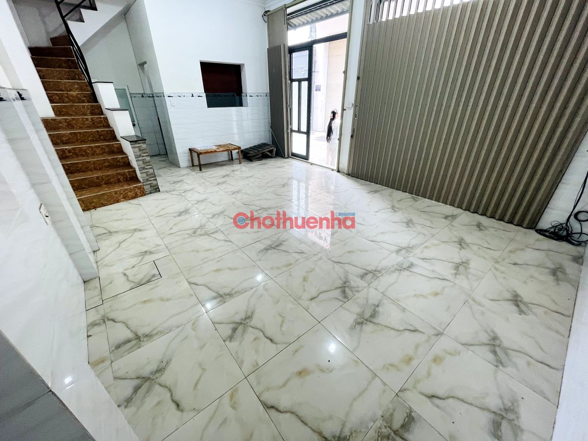 Cho thuê Nhà Hẻm Xe Hơi Trần Hưng Đạo, Quận 1, DT Ngang 9x5m, giá chỉ 30 triệu