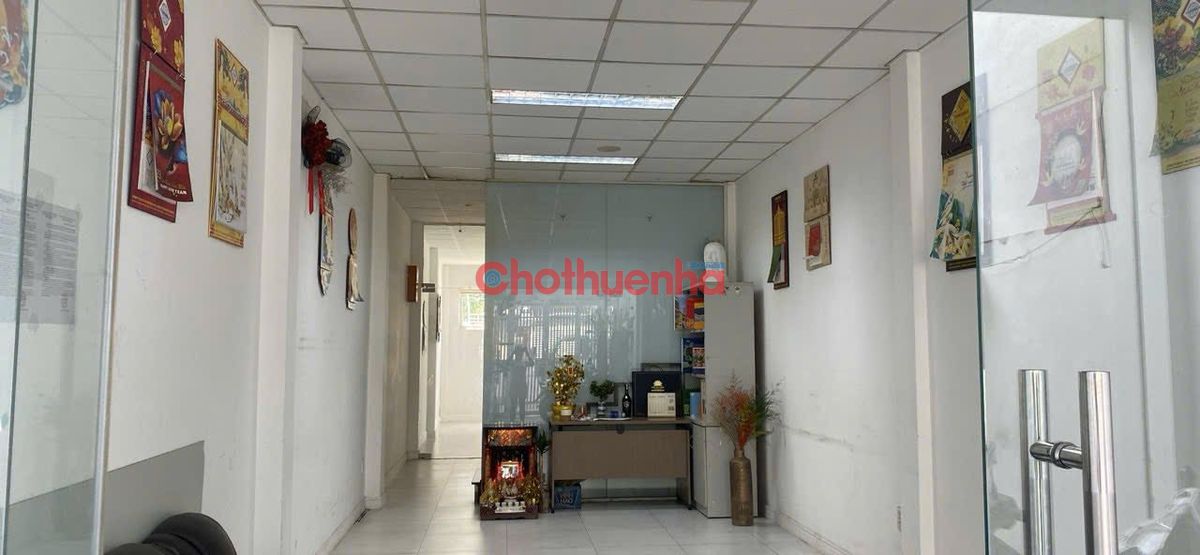 Cho thuê nhà mặt tiền Đào Duy Anh, P9, Phú Nhuận, 3.4x15m, 3 Tầng