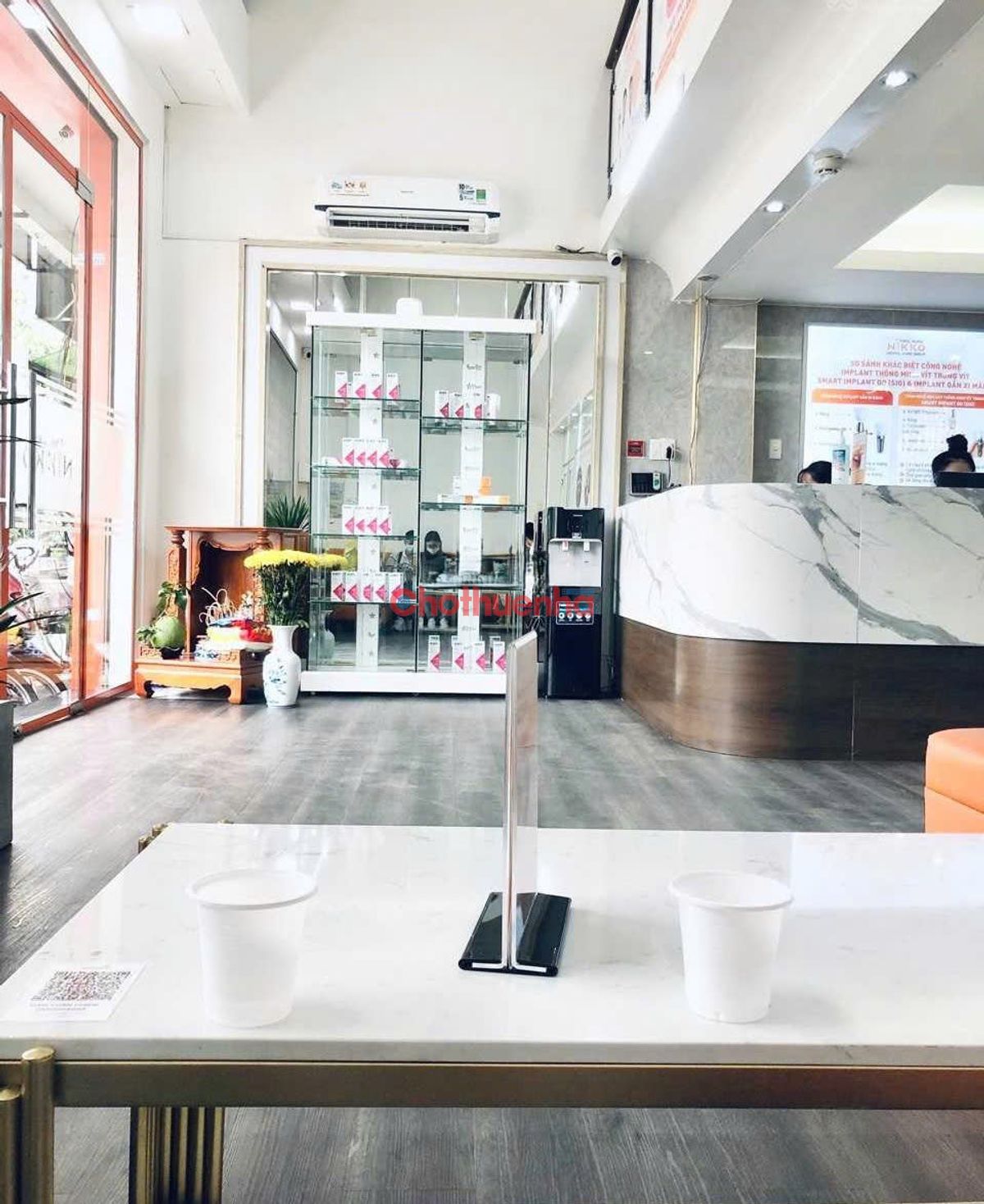 Cho thuê nhà Ngang 7m. MẶT TIỀN 3/2, QUẬN 10. Thang máy