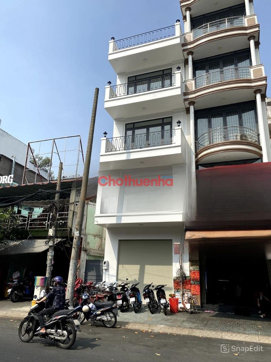 CHO THUÊ NHÀ MẶT TIỀN ĐƯỜNG NGUYỄN KIM, QUẬN 10 - CÓ THANG MÁY - NHÀ MỚI