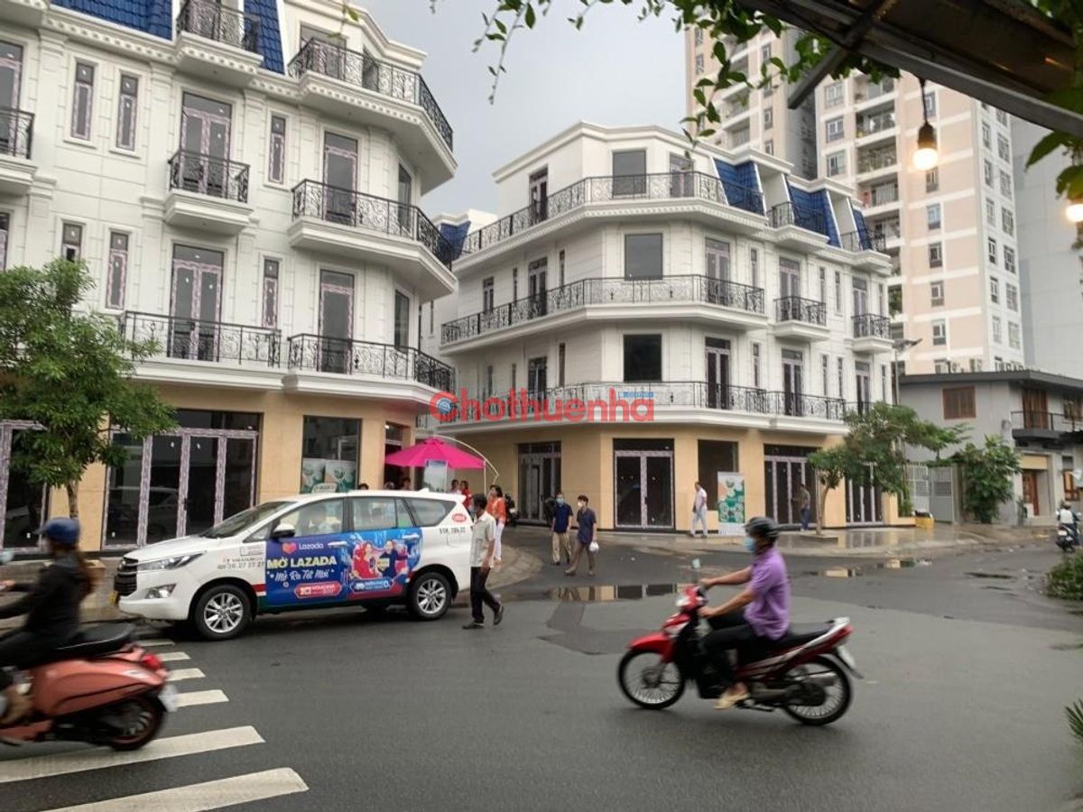 Cho thuê nhà nguyên căn tại đường Trịnh Đình Trọng, Phường Hòa Thạnh, Quận Tân Ph