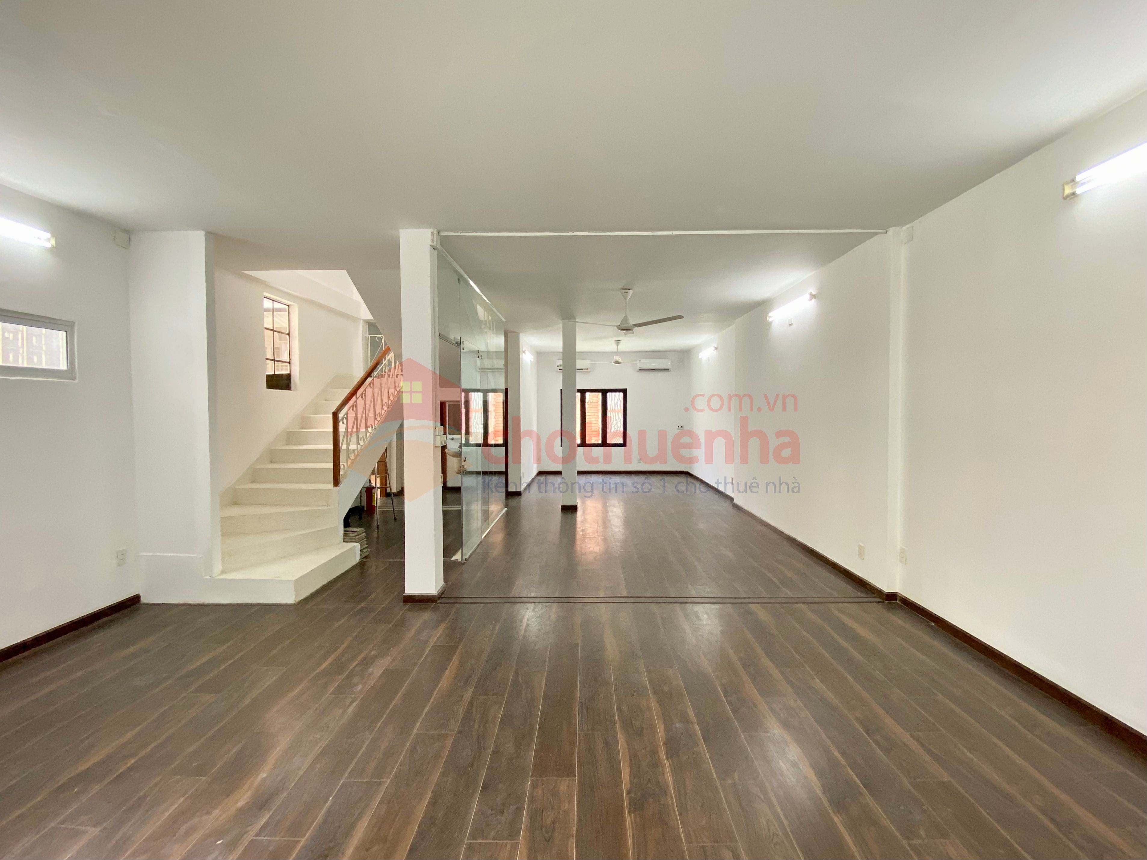 NHÀ MẶT TIỀN 2 TẦNG - DT: 10X25M - NGUYỄN TRỌNG TUYỂN, PHÚ NHUẬN