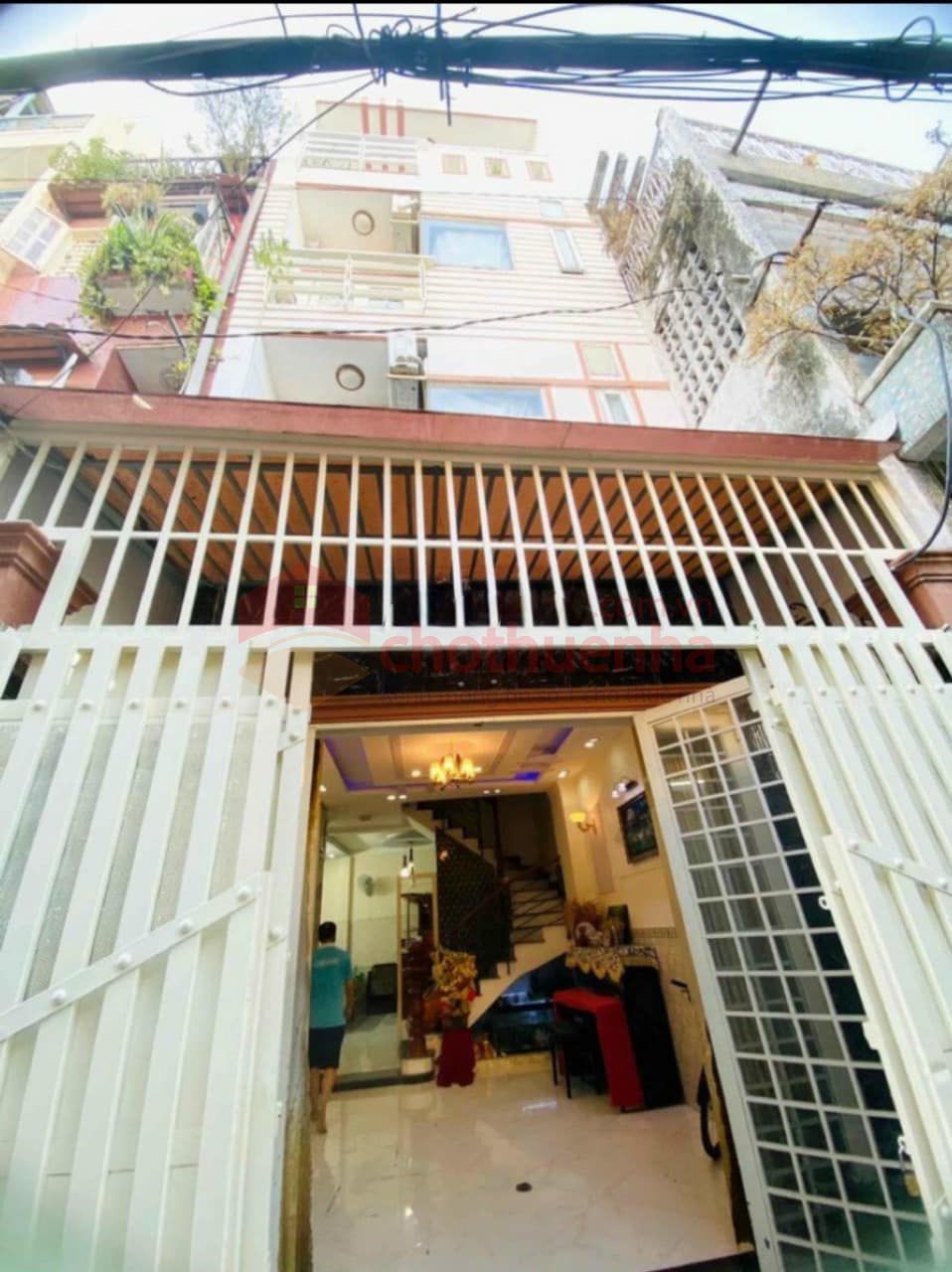 Cho thuê nhà đẹp 1/ Đỗ Tấn Phong, Phú Nhuận. Ngang 5m, giá thuê 28 triệu.