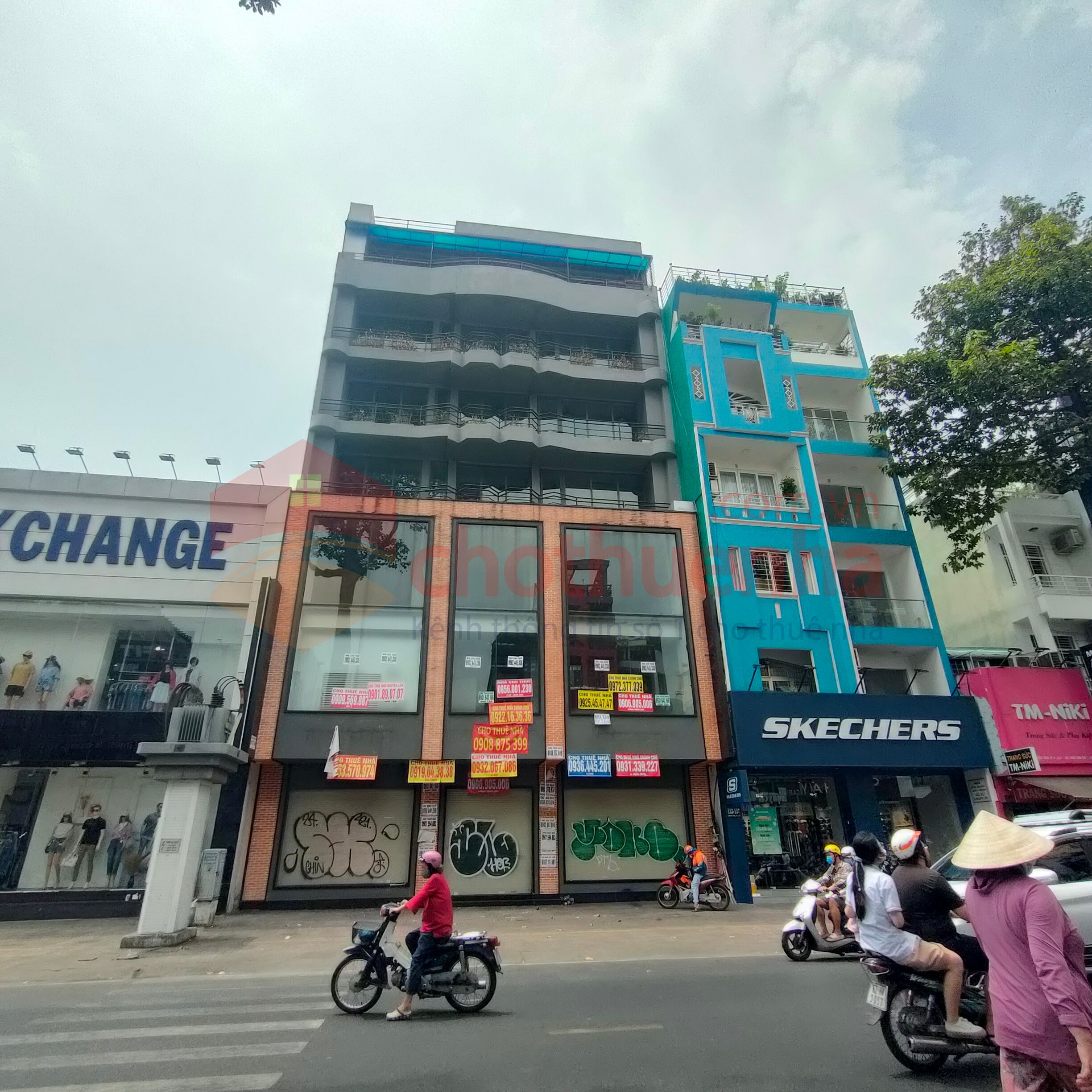 Cho thuê tòa nhà mặt tiền Nguyễn Trãi - diện tích sàn 288m2 - vị trí thuận tiện di chuyển