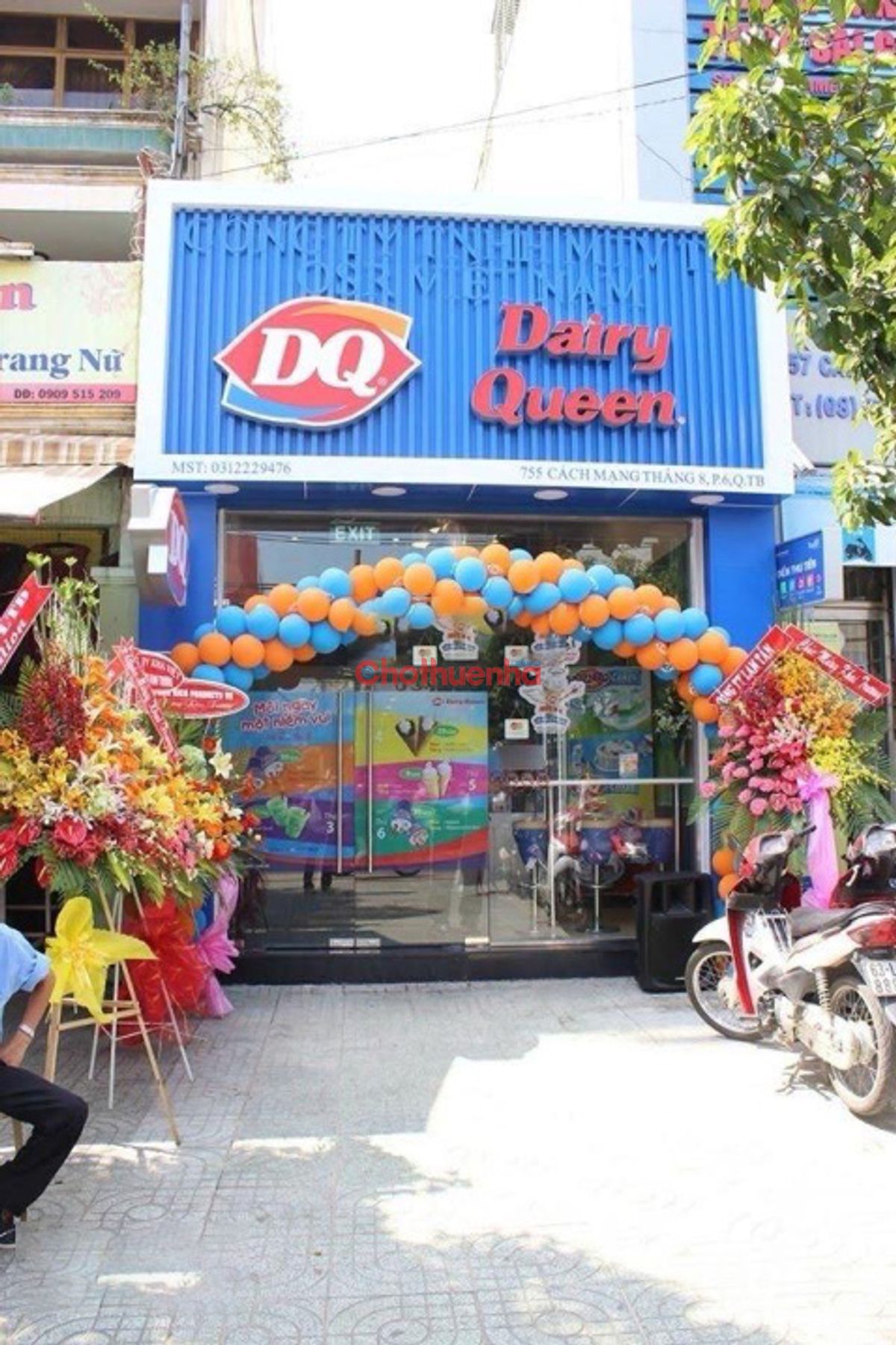 CHO THUÊ NHÀ MẶT TIỀN CMT8 150M2  VỈA HÈ 10M KINH DOANH TỰ DO 