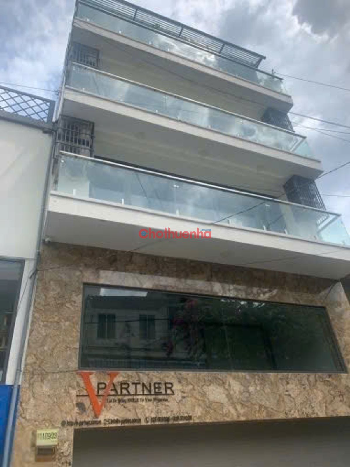 CHO THUÊ MẶT BẰNG NGUYỄN VĂN NGUYỄN Q1 - DTSD 200M2