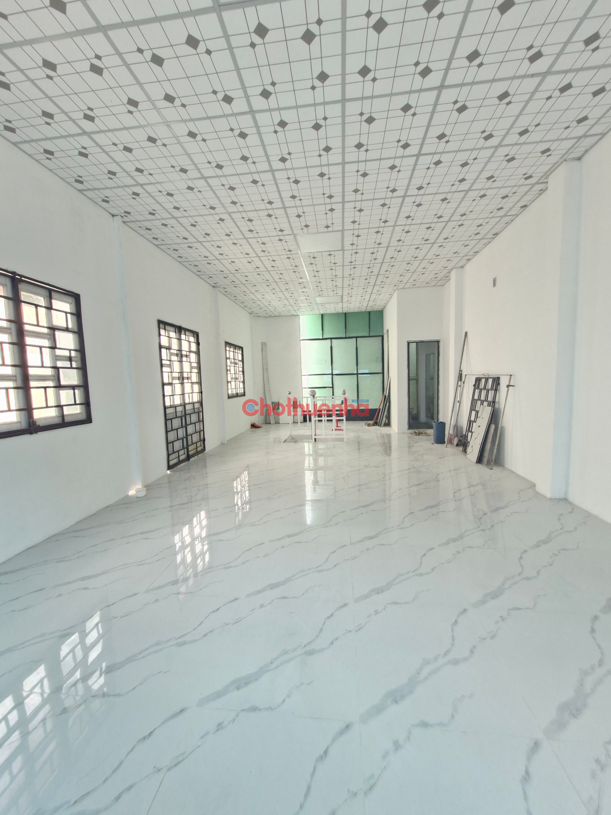 Đường 3/2 Kinh doang đa ngành nghề, có chỗ để xe, khu sầm uất