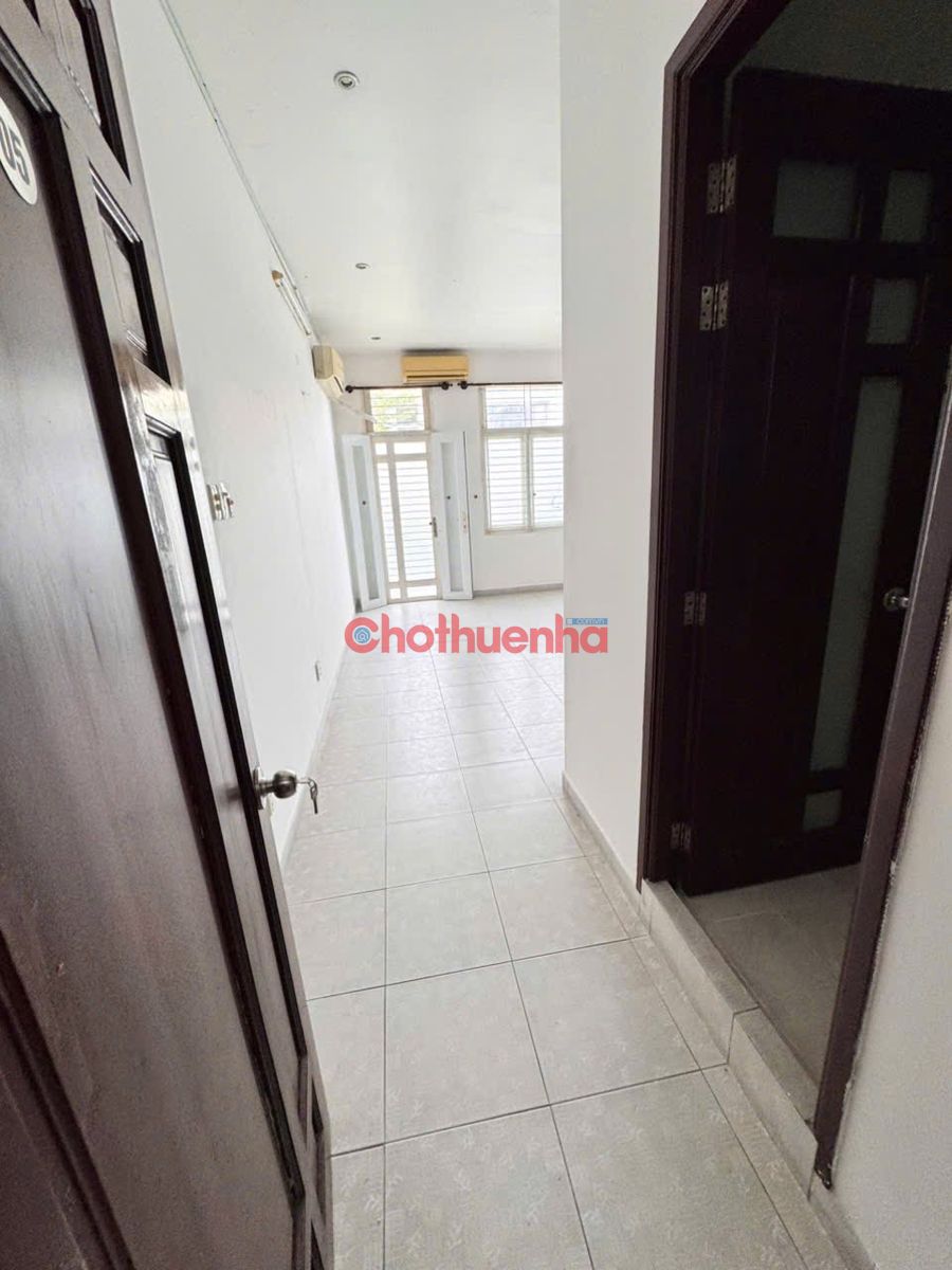 cho thuê nhà ngay phố ẩm thực phan xích long - ưu tiên văn phòng công ty và các ngành làm đẹp