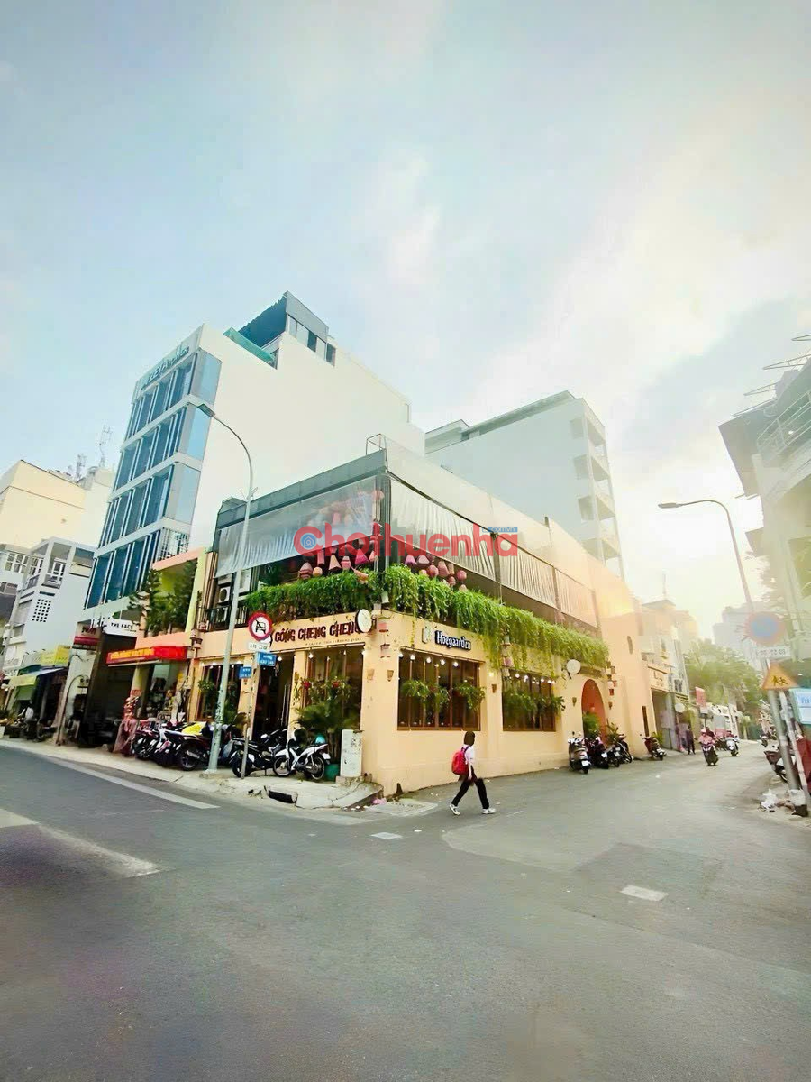 CHO THUÊ CĂN GÓC 2 MẶT TIỀN TRẦN KHẮC CHÂN – PHƯỜNG TÂN ĐỊNH, QUẬN 1