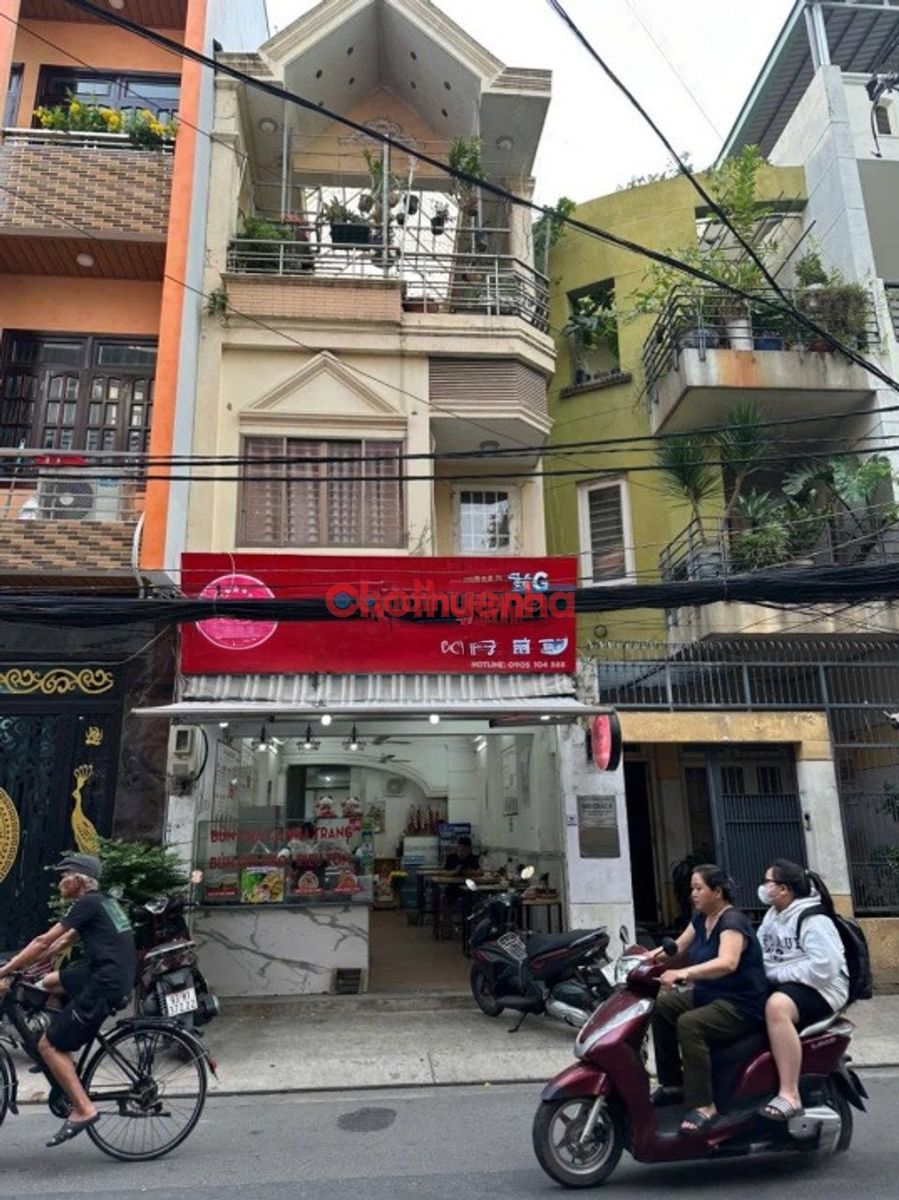 CHO THUÊ NHÀ ĐƯỜNG C1, QUẬN TÂN BÌNH – 4x16M – TRỆT 2 LẦU – 3 PHÒNG NGỦ
