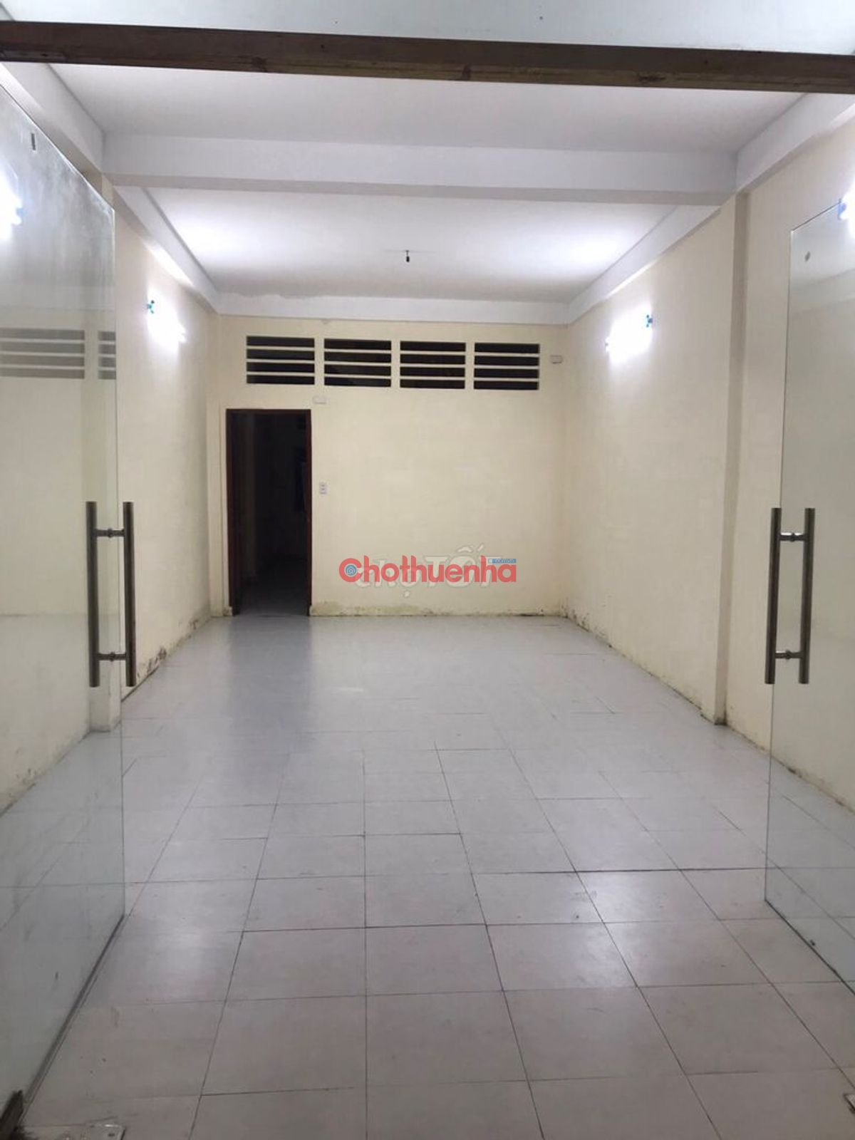 Cho thuê nhà mặt tiền Lãnh Binh thăng quận 11