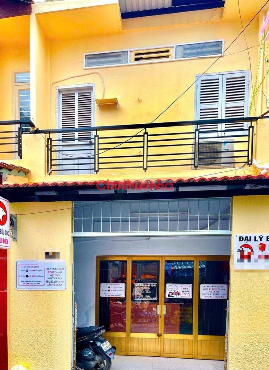 Cho thuê nhà mặt tiền đẹp ngang 5m, Đỗ Tấn Phong, Phường 9, quận Phú Nhuận.