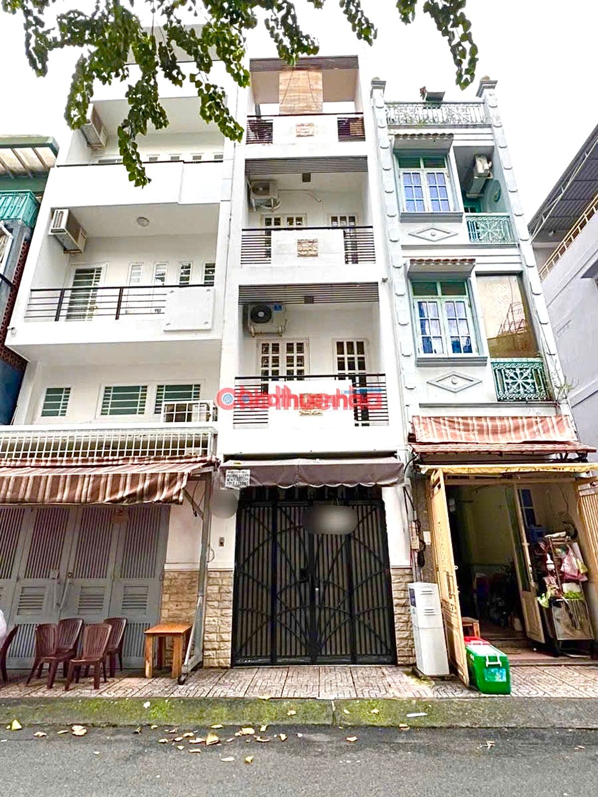 Cho thuê nhà mặt tiền đường Nguyễn Hiền, Phường 4, Quận 3_ Ngang 3m Dài 12m _ 2PN+4WC