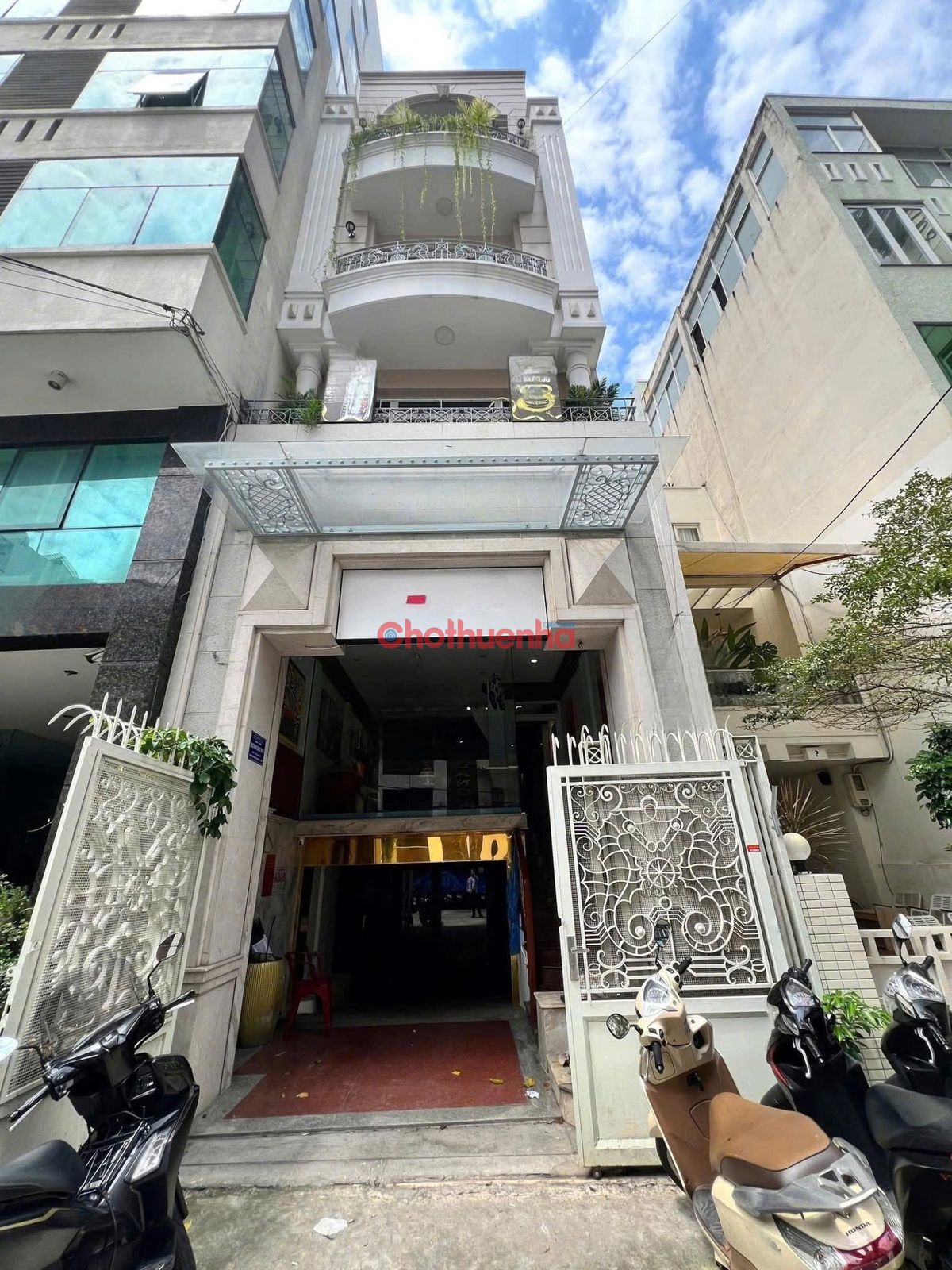 Cho thuê nhà nguyên căn mặt tiền hẻm Nguyễn Bỉnh Khiêm, Phường Đakao, Quận 1