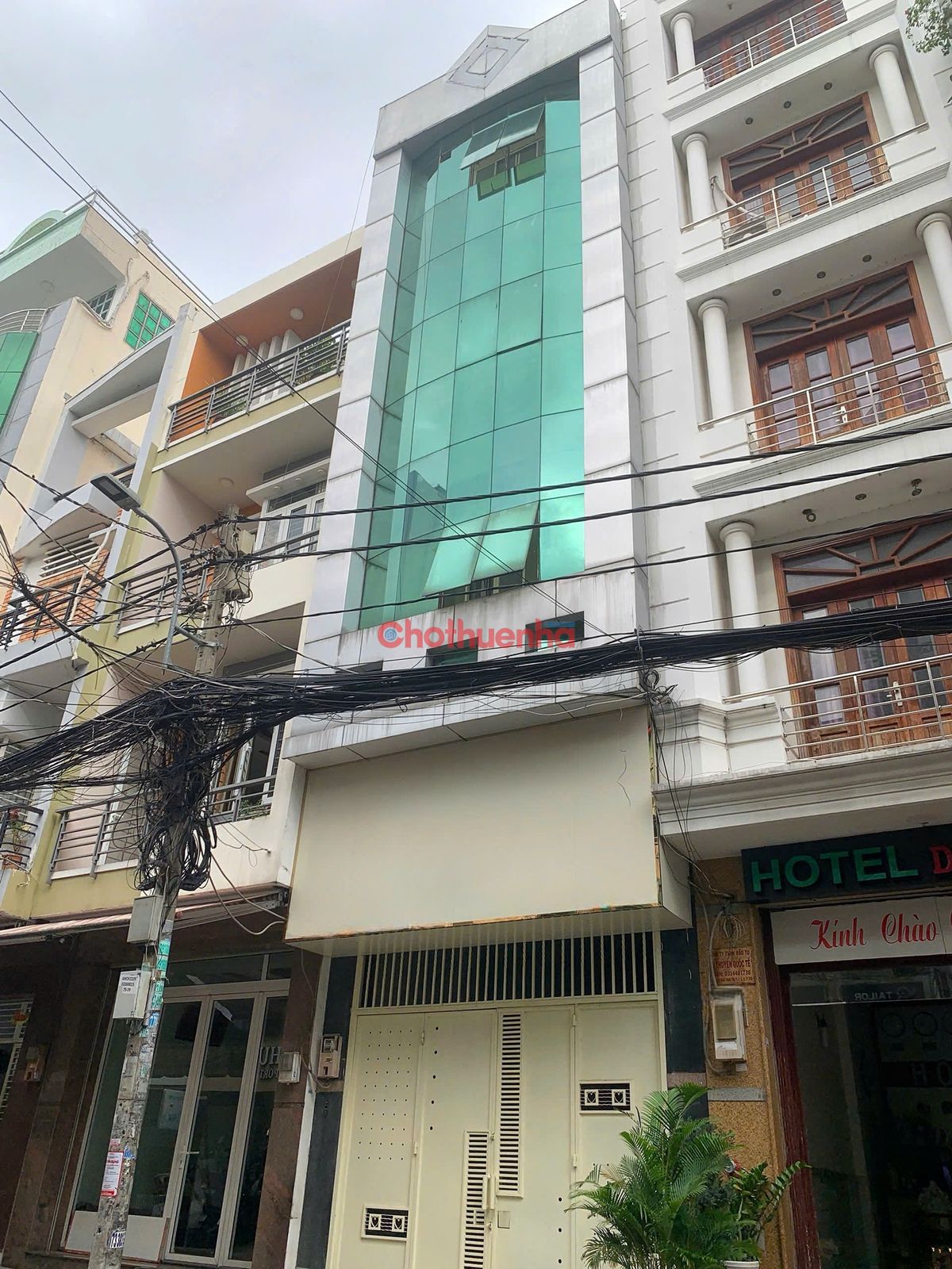 CHO THUÊ NHÀ HẺM XE TẢI KHU TRUNG TÂM - ĐƯỜNG CÁCH MẠNG THÁNG TÁM - QUẬN 10