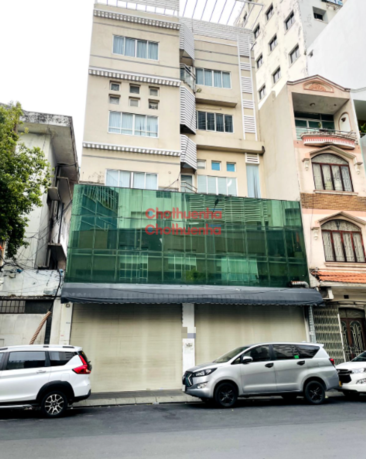 Cho thuê tòa nhà Nguyễn Đình Chính, Phường 11, Quận Phú Nhuận.