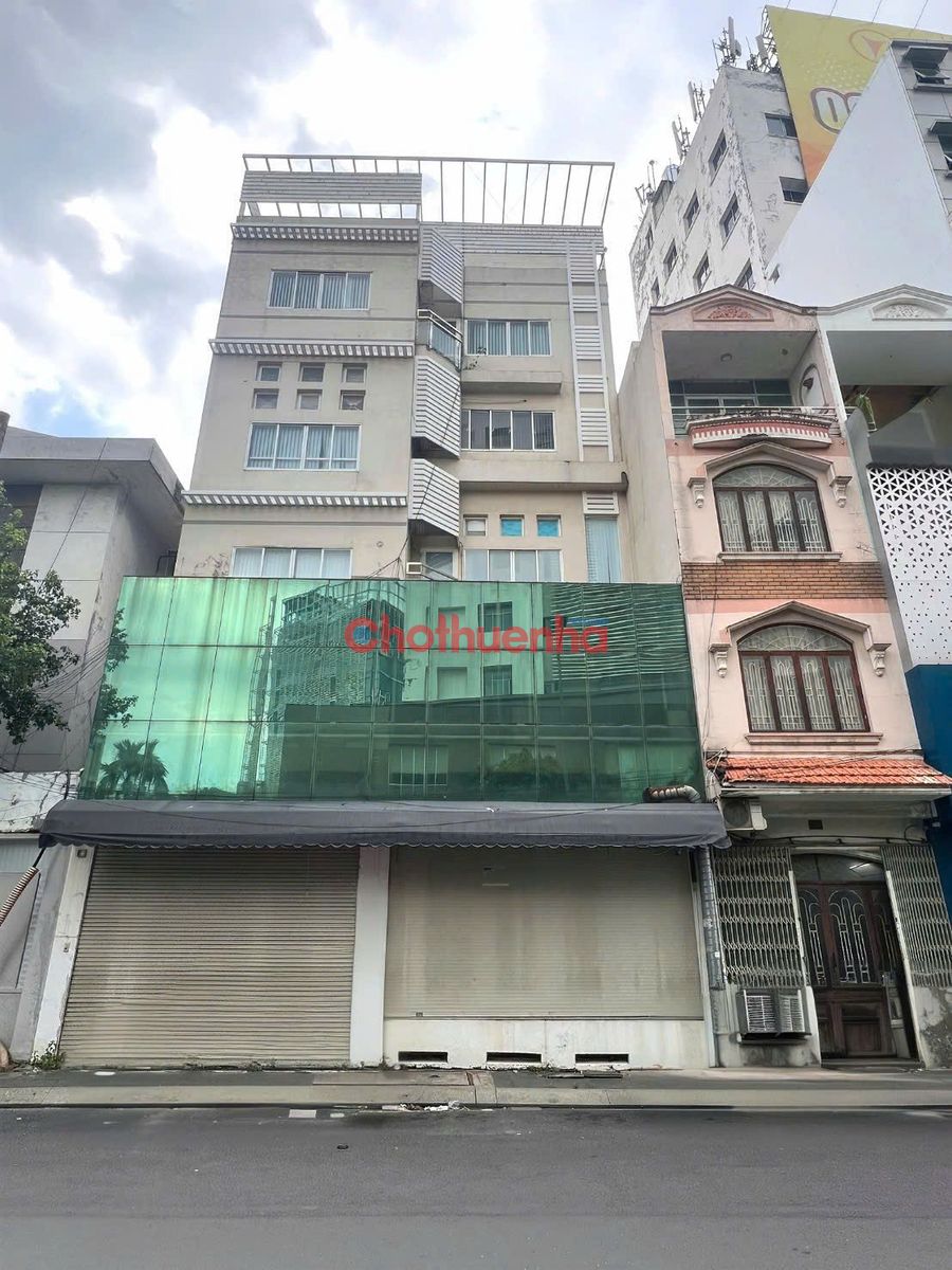 CHO THUÊ TÒA NHÀ, ĐƯỜNG NGUYỄN ĐÌNH CHÍNH, PHÚ NHUẬN, 10M X 10M, HẦM TRỆT 4 LẦU