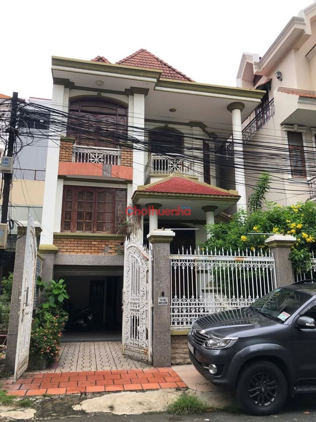 Cho thuê biệt thự VIP đường Phổ Quang, Phường 2, Quận Tân Bình (Nhà  BIỆT THỰ MÊ CÔNG) - ngang 8m dài 20m