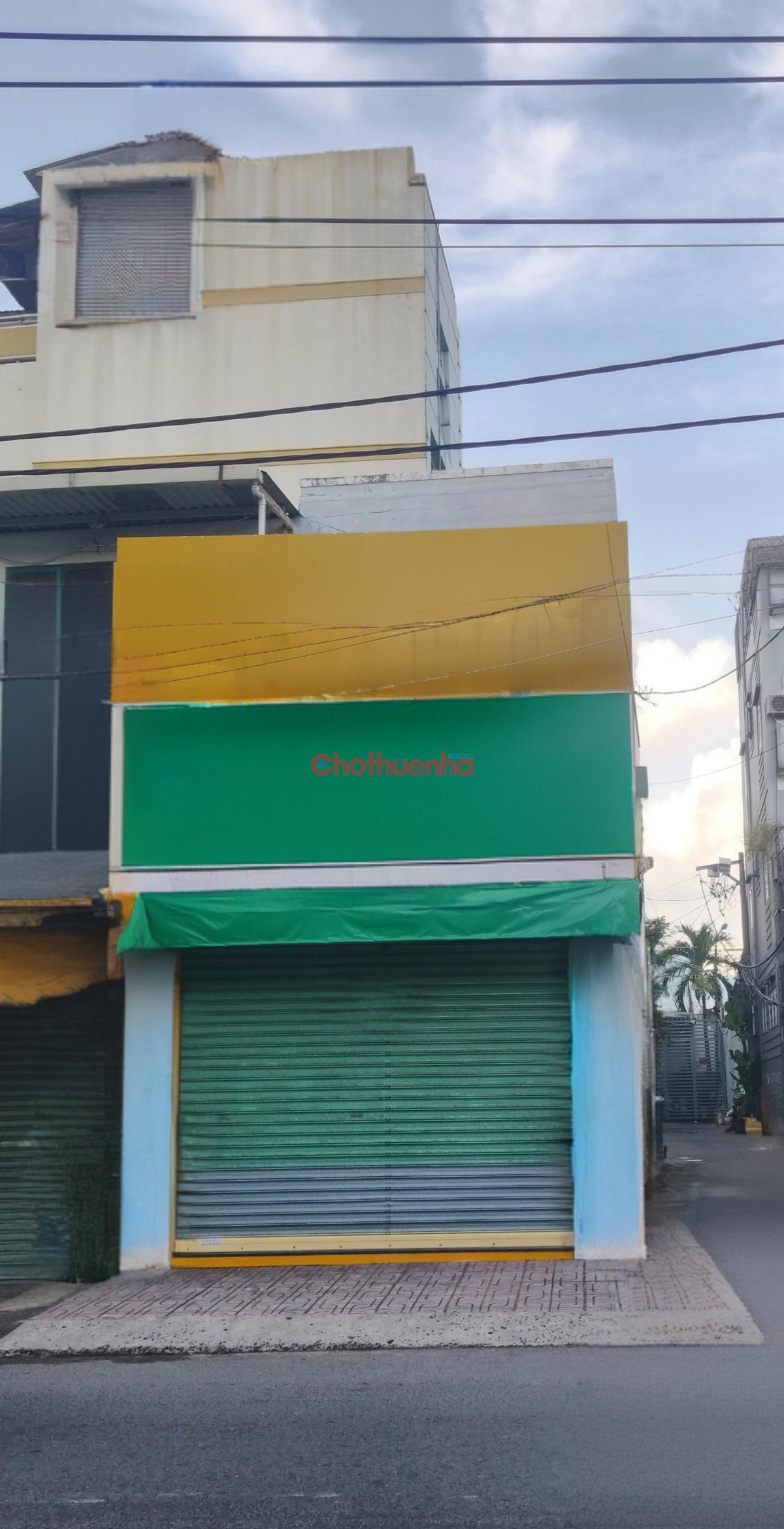 Cho thuê nhà nguyên căn MT đường Âu Cơ, Phường 14, Quận Tân Bình.