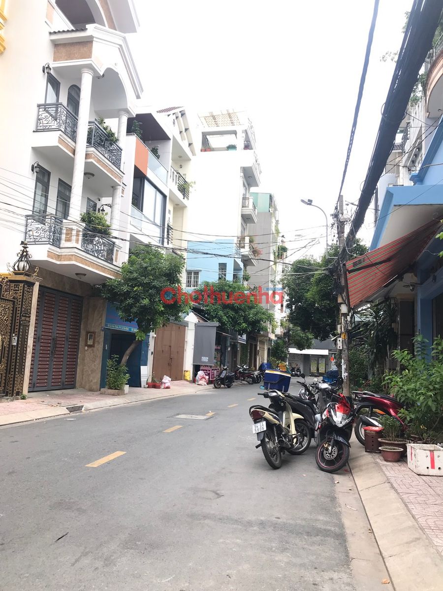 Cho thuê nhà mặt tiền đường Ca Văn Thỉnh, Phường 11, Tân Bình