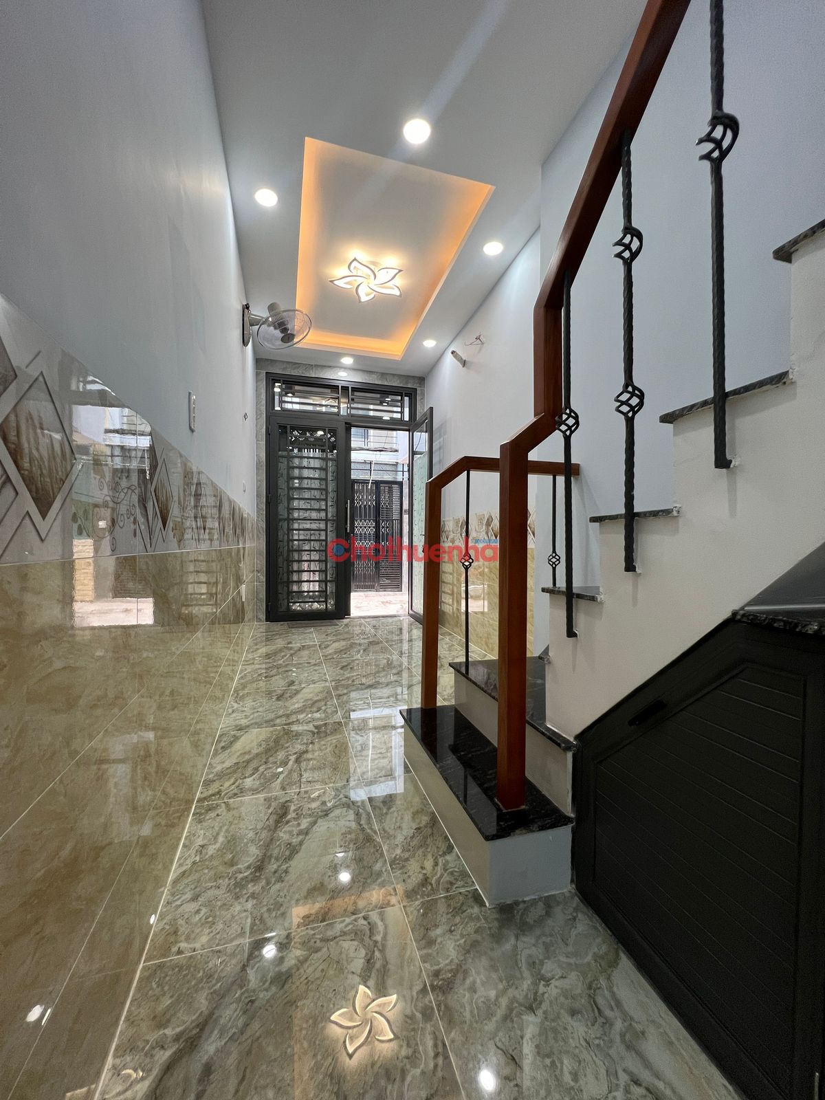 CHO THUÊ NHÀ HẺM XE HƠI, FULL NỘI THẤT_NGUYỄN ĐÌNH CHIỂU_QUẬN 3
