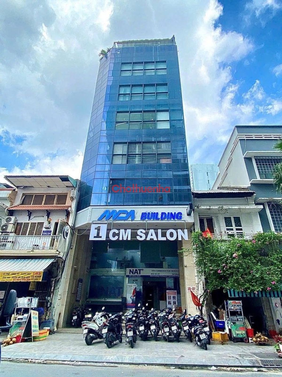 Cho thuê sàn văn phòng mặt tiền đường Cô Giang, Quận 1