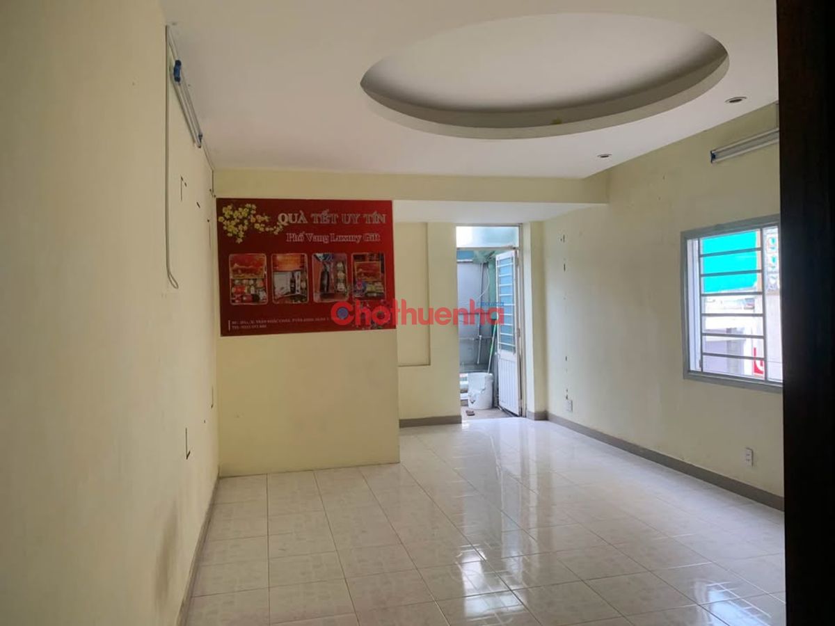 Cho thuê nhà nguyên căn mặt tiền đường Trần Khắc Chân, phường Tân Định, quận 1