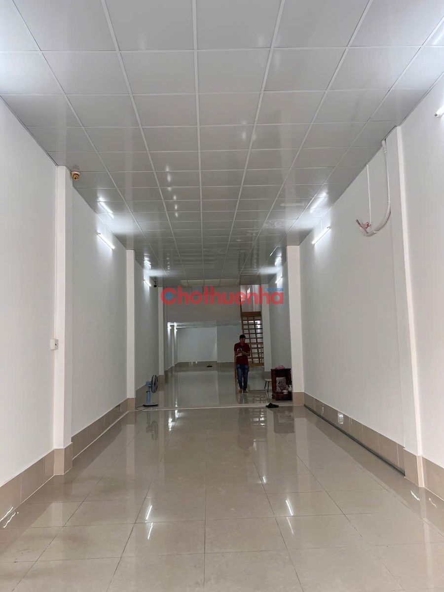 Cho thuê nhà MT đường Phạm Phú Thứ