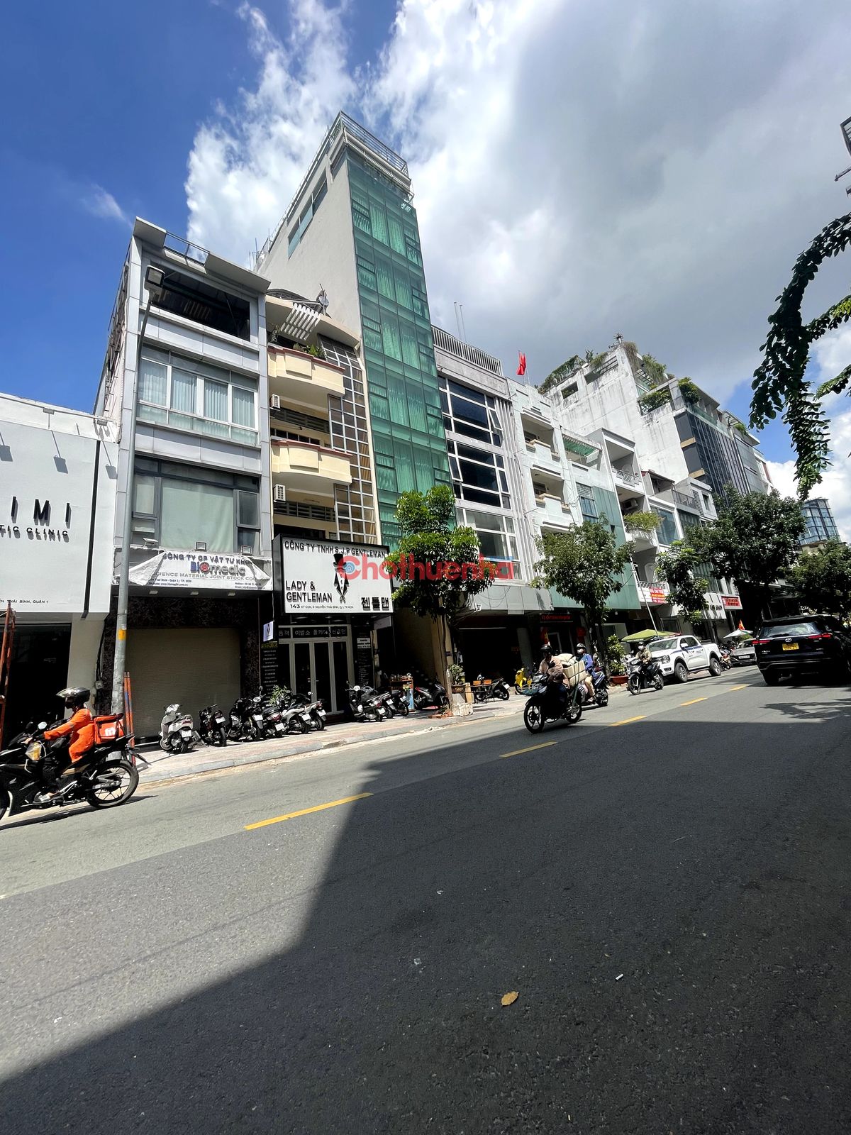 CHO THUÊ TÒA NHÀ KÝ CON QUẬN 1, 1 TRỆT 3 LẦU, 9 PHÒNG, GIÁ 90 TRIỆU