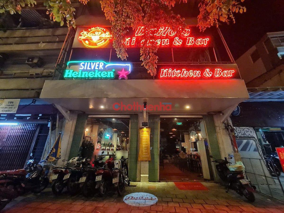Cho Thuê Nhà MẶT TIỀN VÕ VĂN KIỆT - Quận 1 - Phù Hợp Kinh Doanh Nhà Hàng - Cà Phê,..
