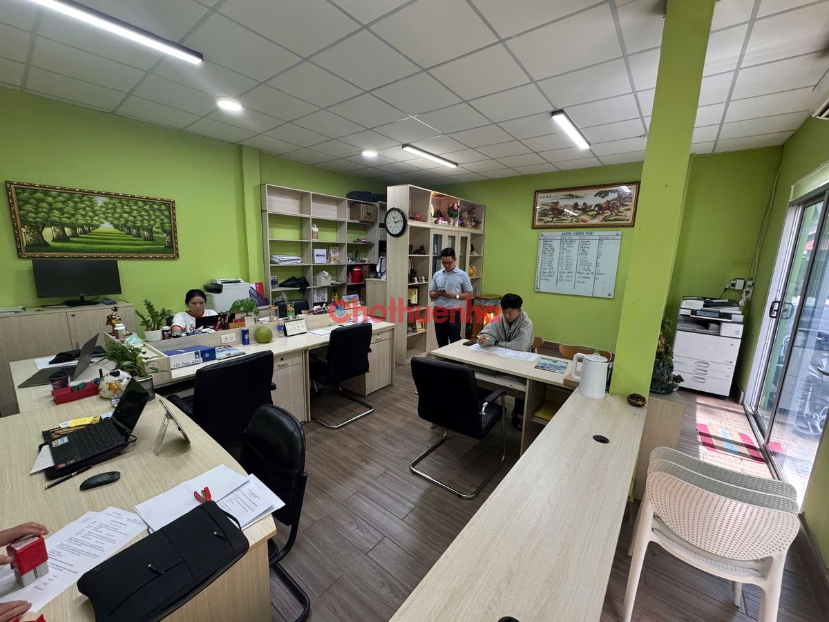 Cho thuê mặt bằng 2 góc mặt tiền đường Huỳnh Khương Ninh, Phường Đa Kao, Quận 1