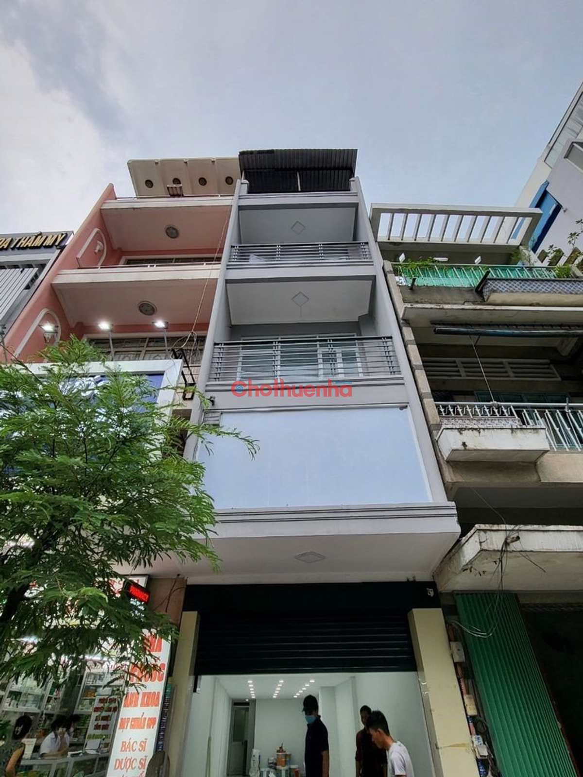 CHO THUÊ NHÀ MẶT TIỀN ĐỀ THÁM, TRUNG TÂM QUẬN 1, HỒ CHÍ MINH