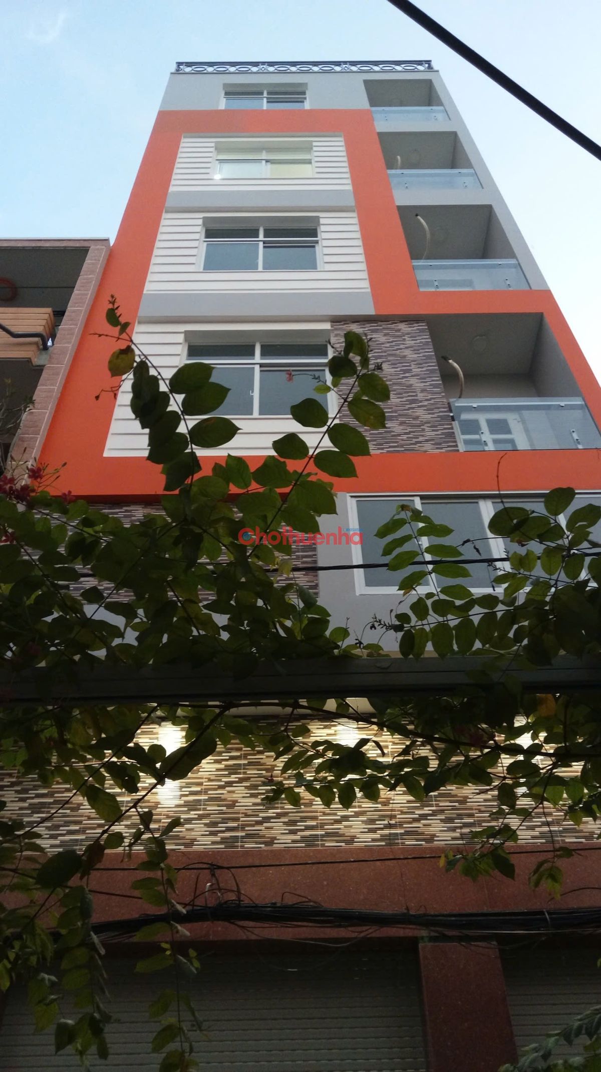 Cho thuê MB trệt Hoàng Văn Thụ, P.8, Phú Nhuận - 80m2, Lối Đi Riêng Biệt, 13 Triệu